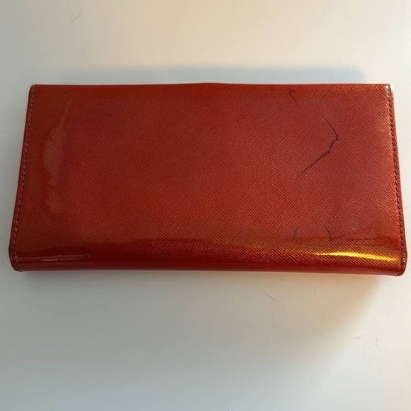 Salvatore Ferragamo Gancini Red Patent Leather Long Wallet - Picture 3 of 12